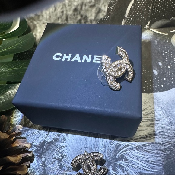 Authentic Chanel earrings💕💕💕 - Picture 8 of 10
